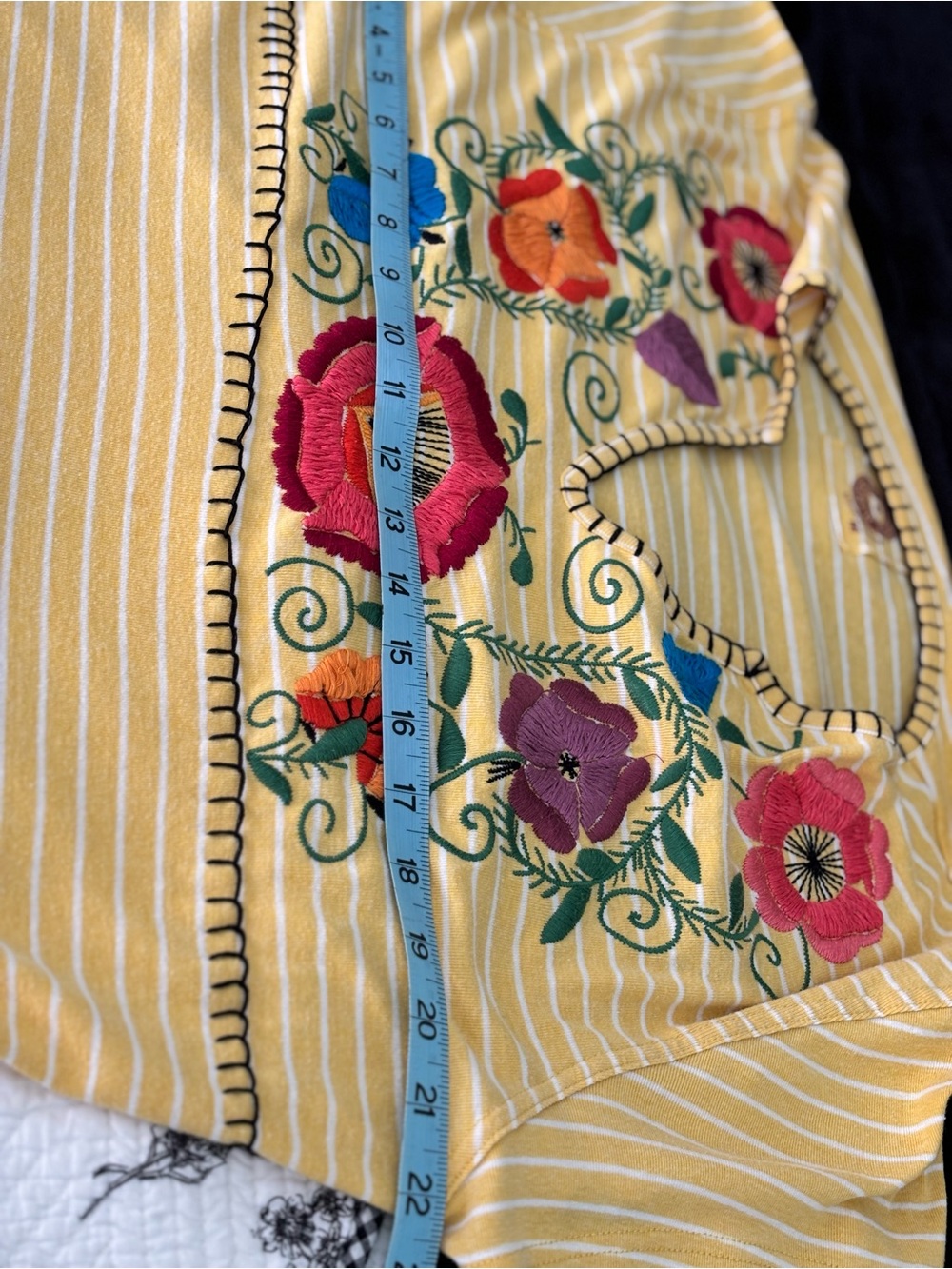 Double D Ranch Yellow Embroidered Top - Picture 8 of 8